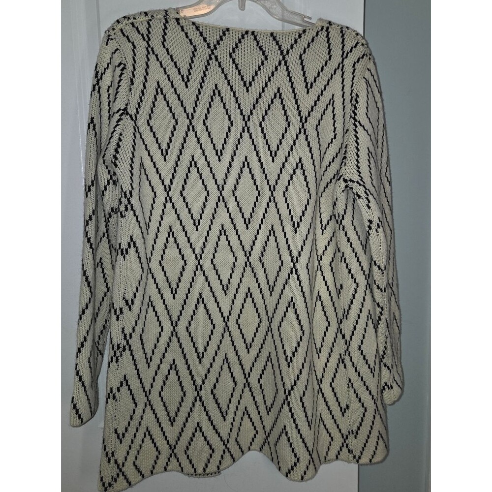 Oliver Cream Diamond Pattern Long Open Front Cardigan Sweater - Picture 9 of 12